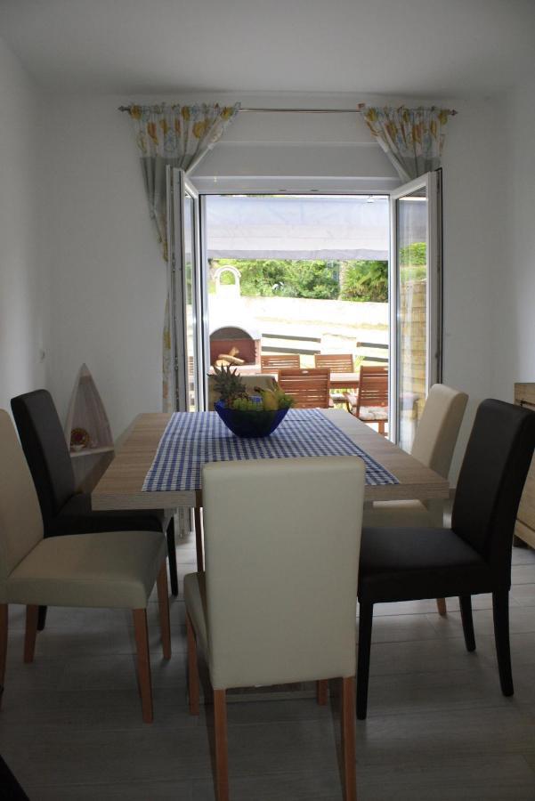 Holiday Home Radmila Premantura Exterior photo